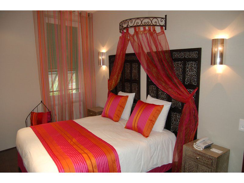Paris Rome Hotel Menton Bagian luar foto