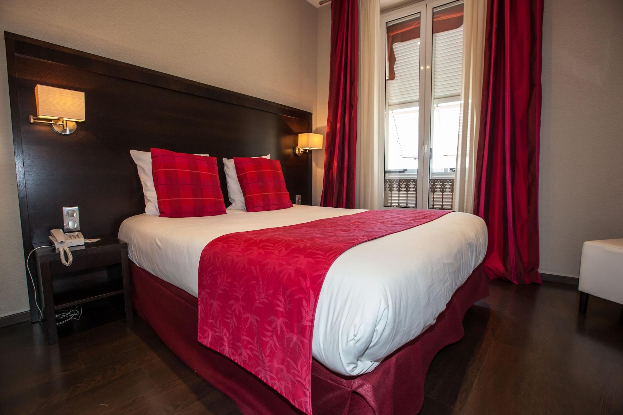 Paris Rome Hotel Menton Bagian luar foto