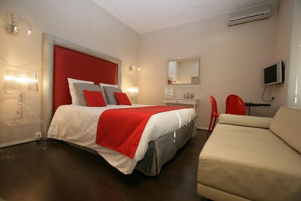 Paris Rome Hotel Menton Bagian luar foto