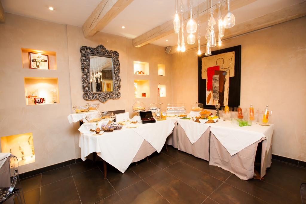 Paris Rome Hotel Menton Bagian luar foto