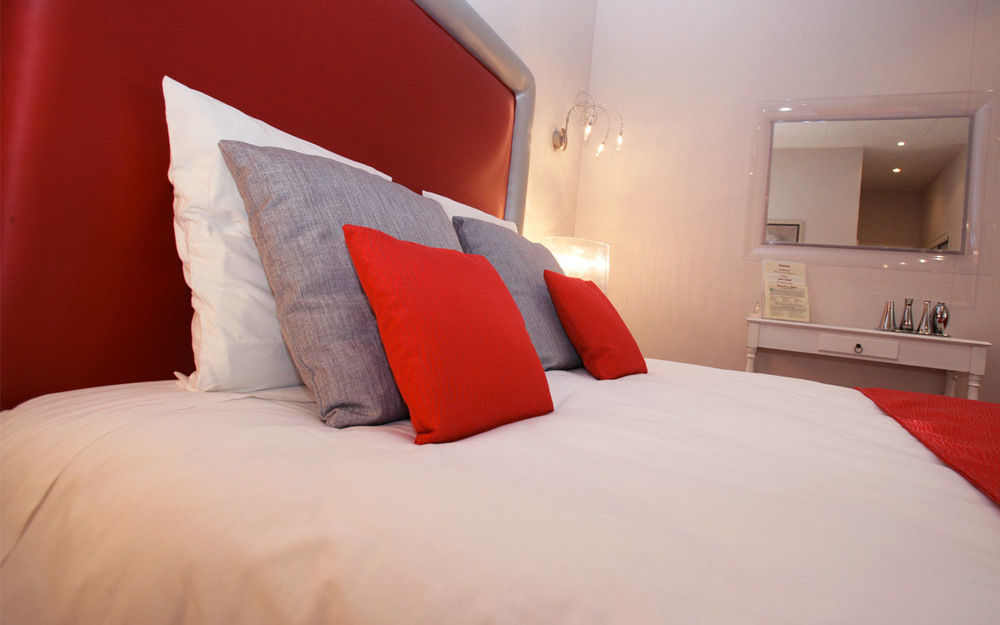 Paris Rome Hotel Menton Bagian luar foto