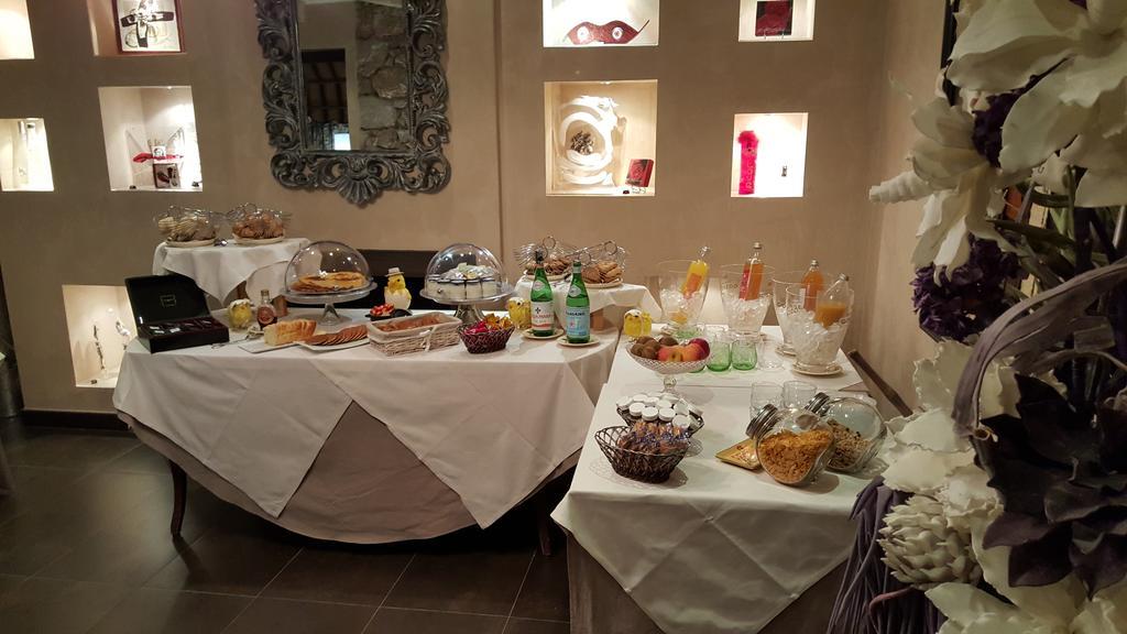 Paris Rome Hotel Menton Bagian luar foto
